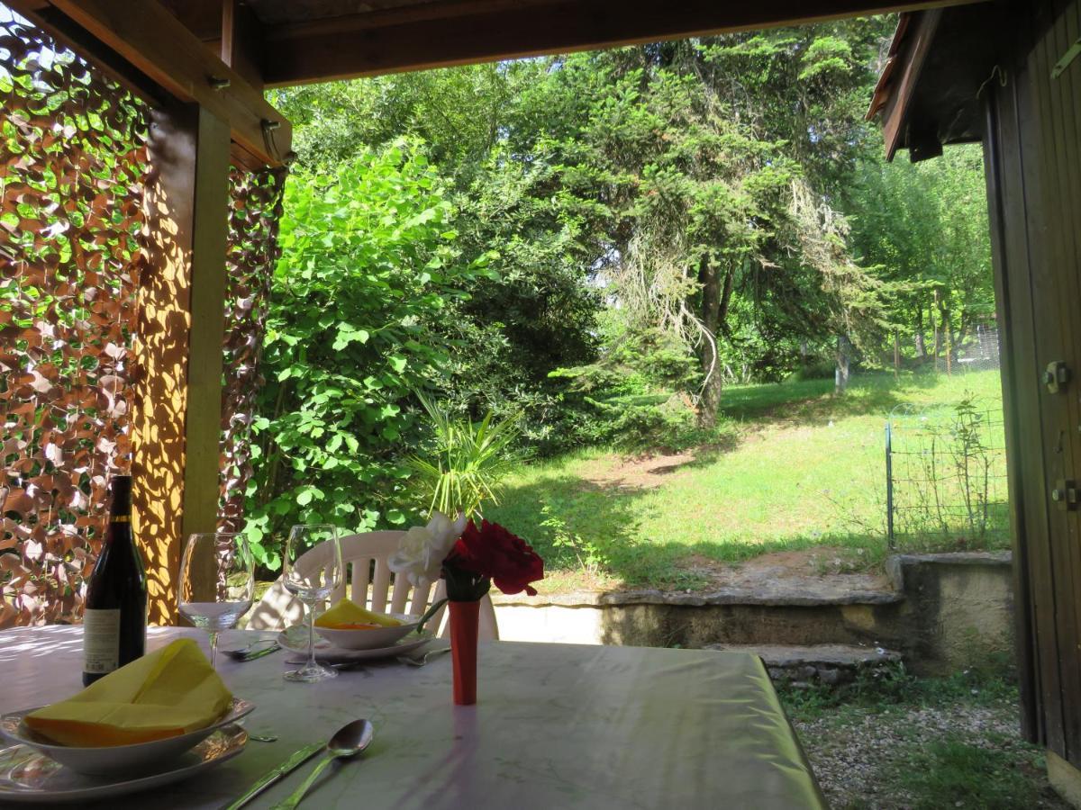 Petit Chalet Cosy Sarlat Exterior photo